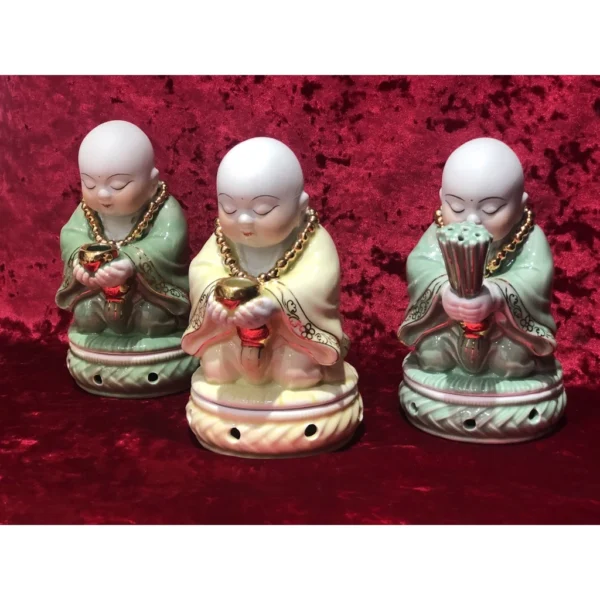 Lư đốt trầm hương, lư xông trầm chú tiểu bằng sứ - Image 4